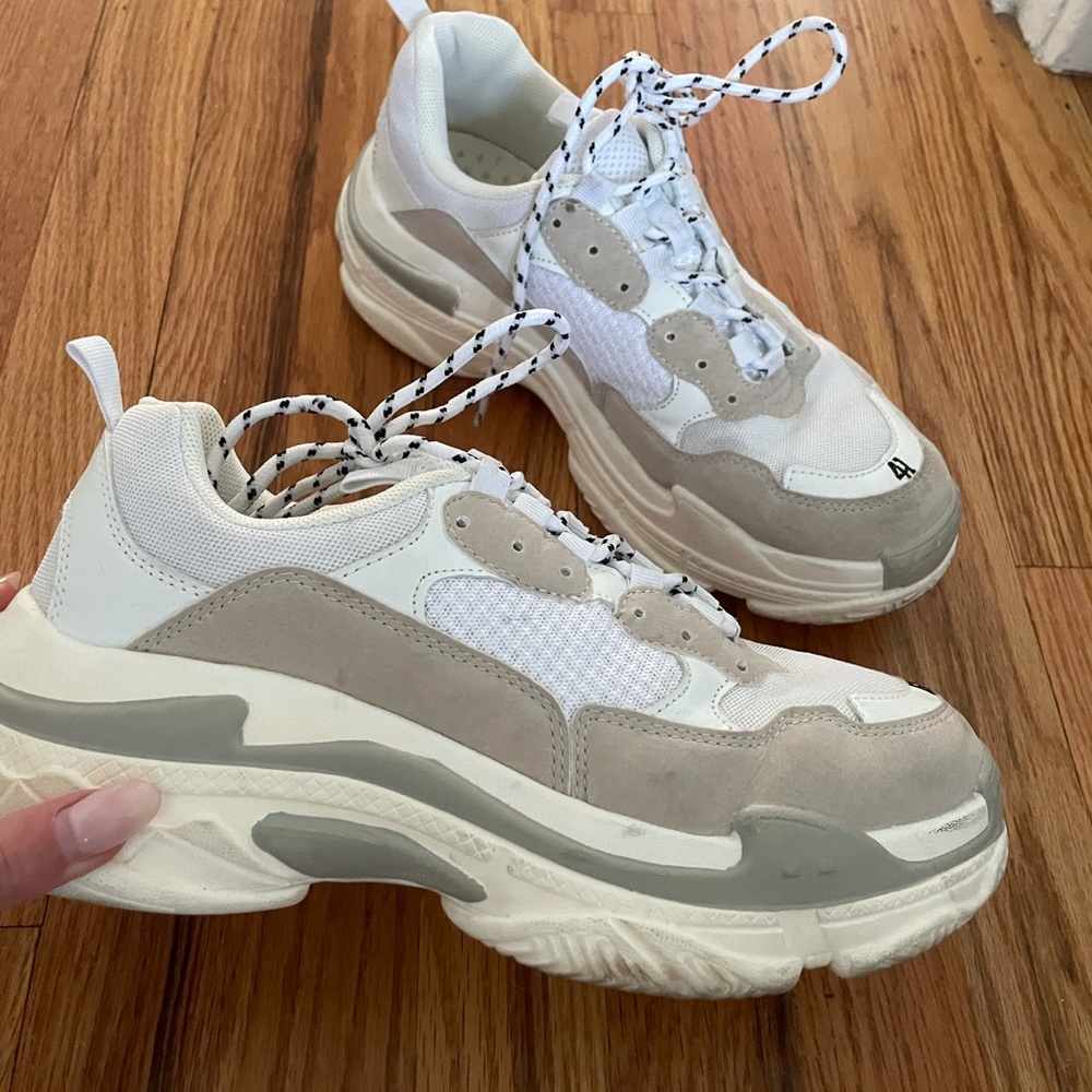 Chunky sneakers